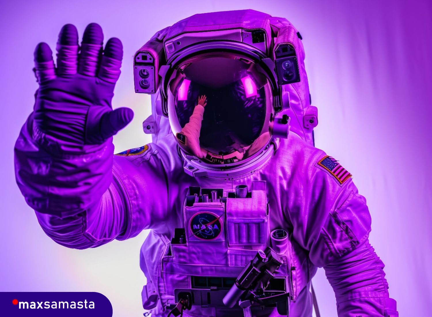 Ilustrasi pembuatan website marketplace profesional dengan fitur lengkap dan desain responsif oleh Maxgrup Bogor